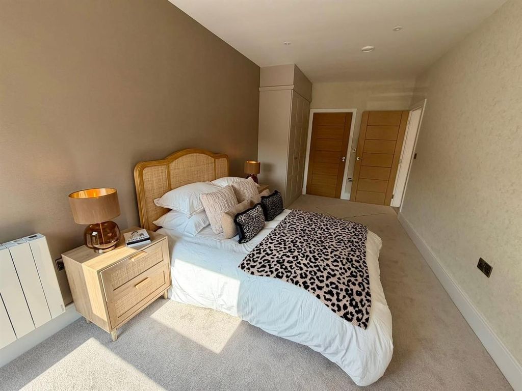Additional image 10 of 2 bed flat for saleOld Coleham Court, Coleham, Shrewsbury SY3