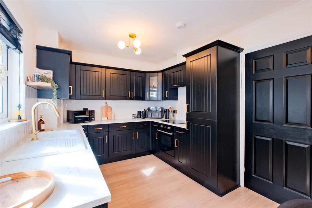 Additional image 5 of 2 bed semi-detached house for saleLedvinka Crescent, Hamilton ML3