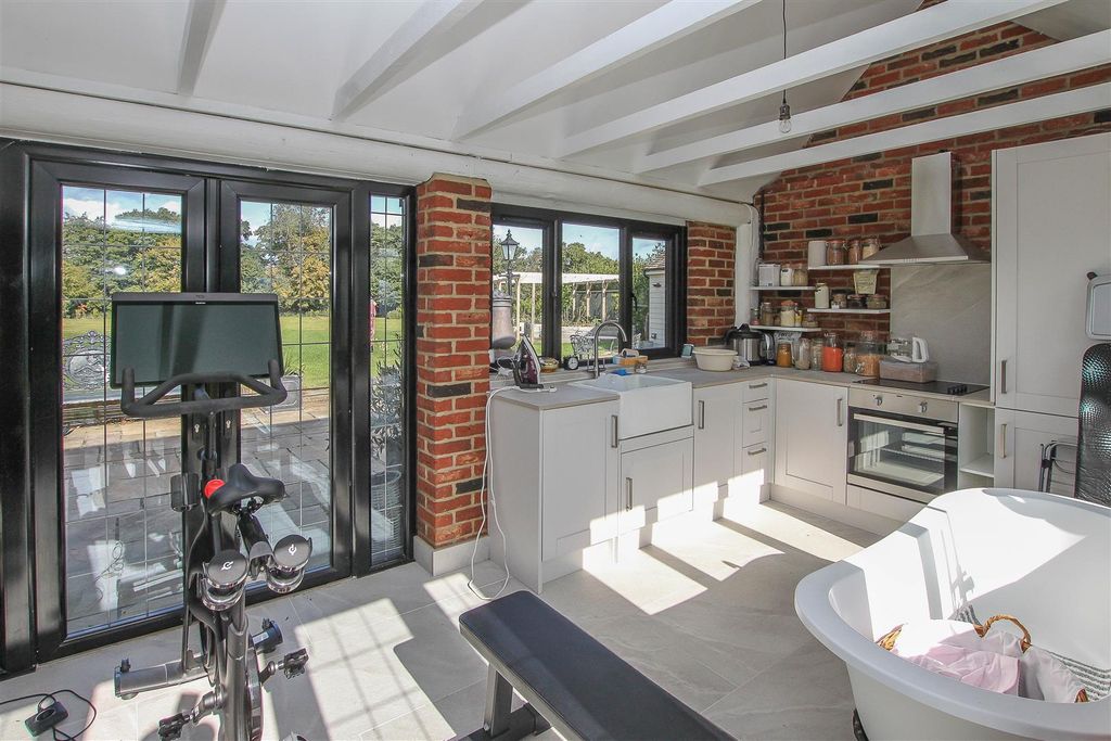 Additional image 39 of 6 bed detached house for saleHay Green Lane, Hook End, Brentwood CM15