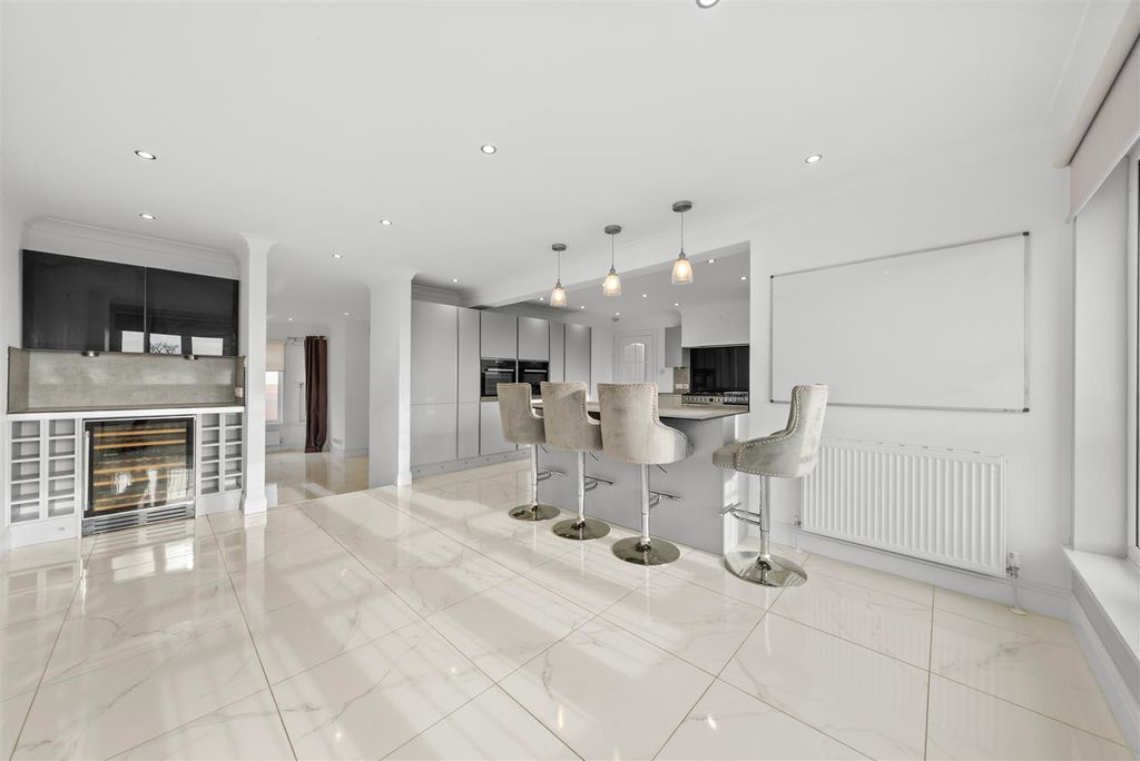 Additional image 8 of 5 bed detached house for saleSnead View, Motherwell ML1