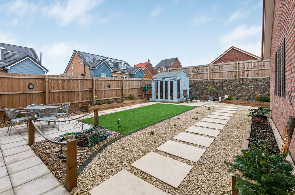 Additional image 17 of 2 bed bungalow for saleTowse Pasture, Bridlington YO16