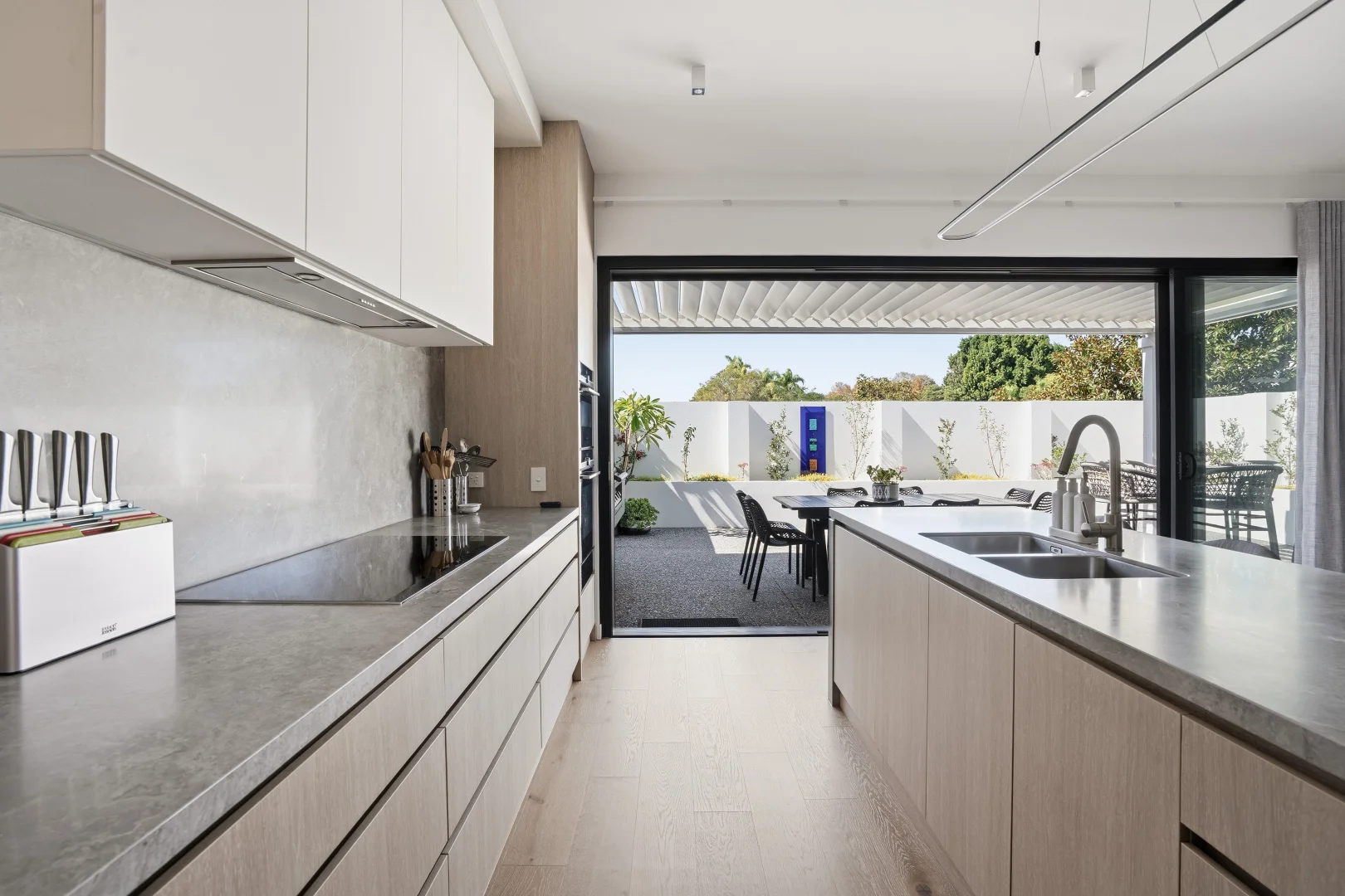6/64 Gallop Road, Dalkeith WA 6009 photo 4