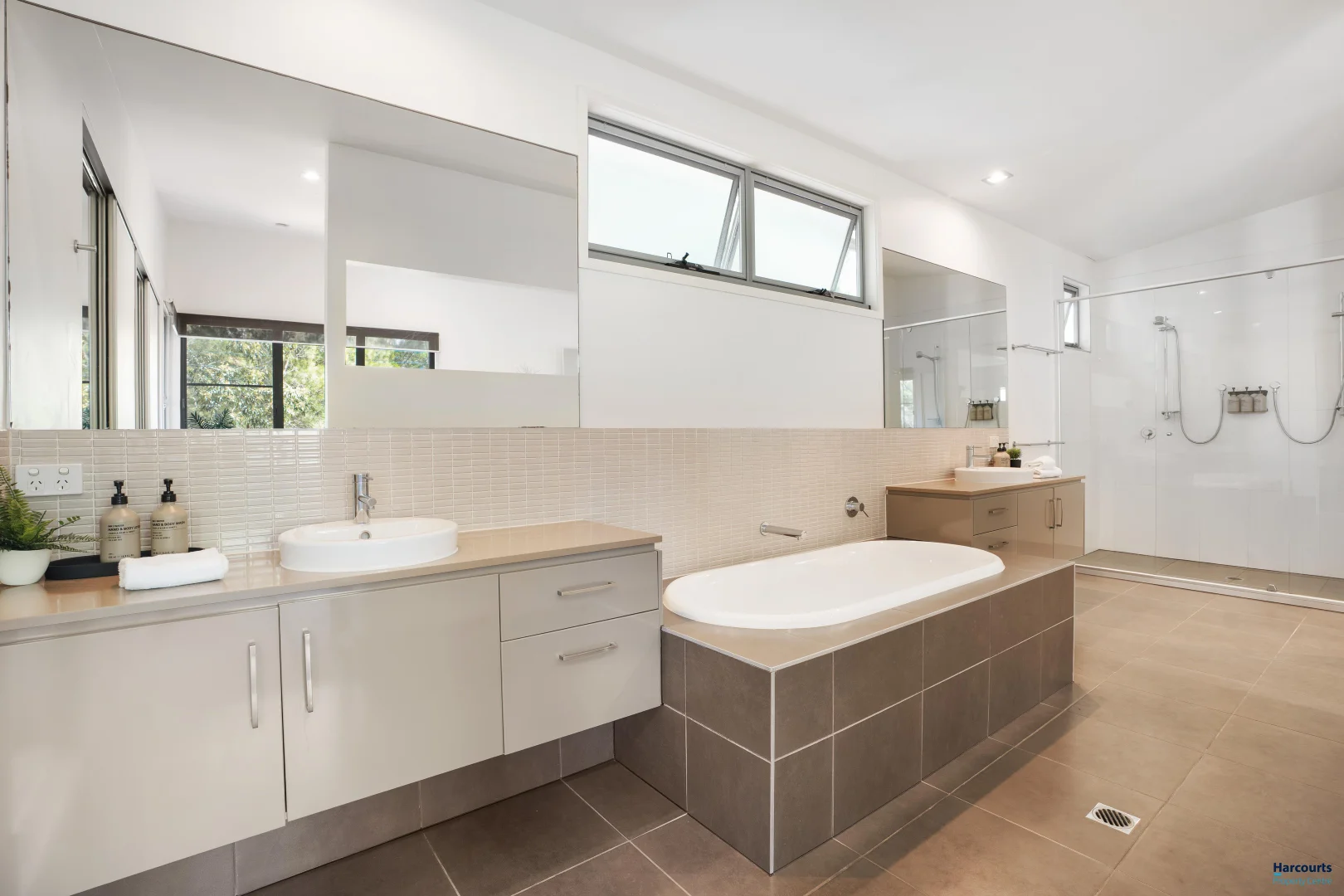 Additional image 16 of 12/90 Beach Road, Noosa North Shore QLD 4565