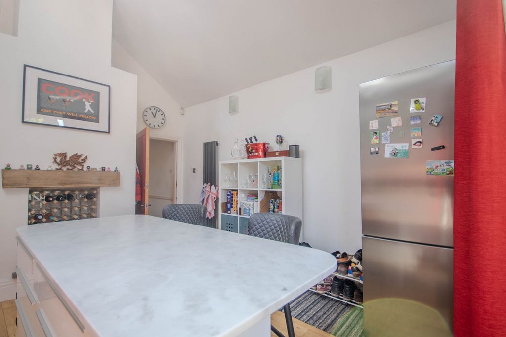 Additional image 6 of 3 bed flat for saleFields Road, Newport NP20