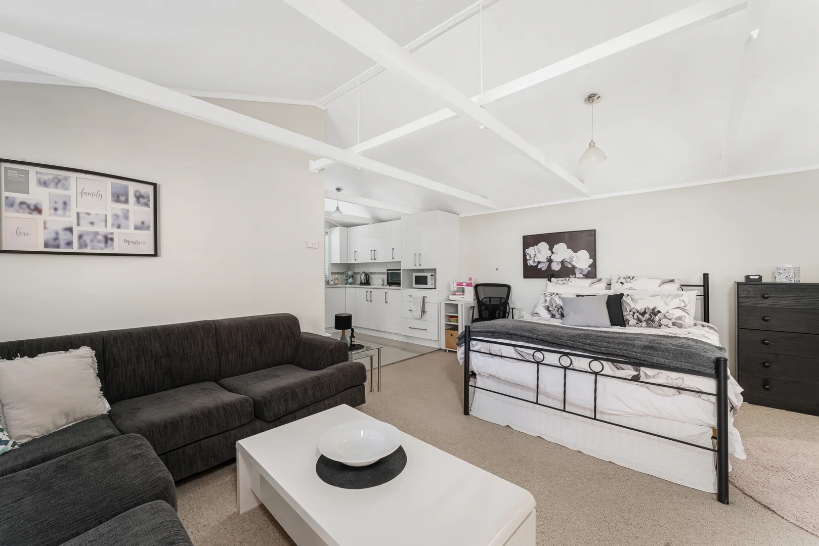 Additional image 10 of 40 Venn Avenue, Lalor Park NSW 2147