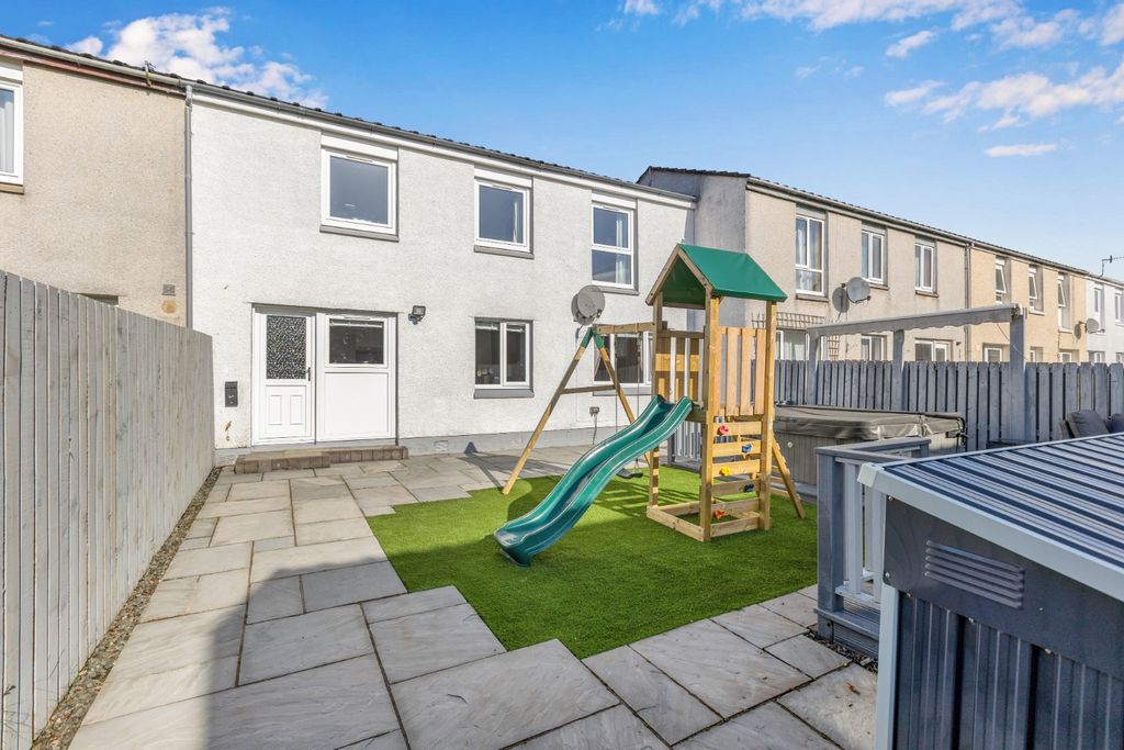 Additional image 18 of 4 bed terraced house for sale38 Cuikenburn, Penicuik EH26