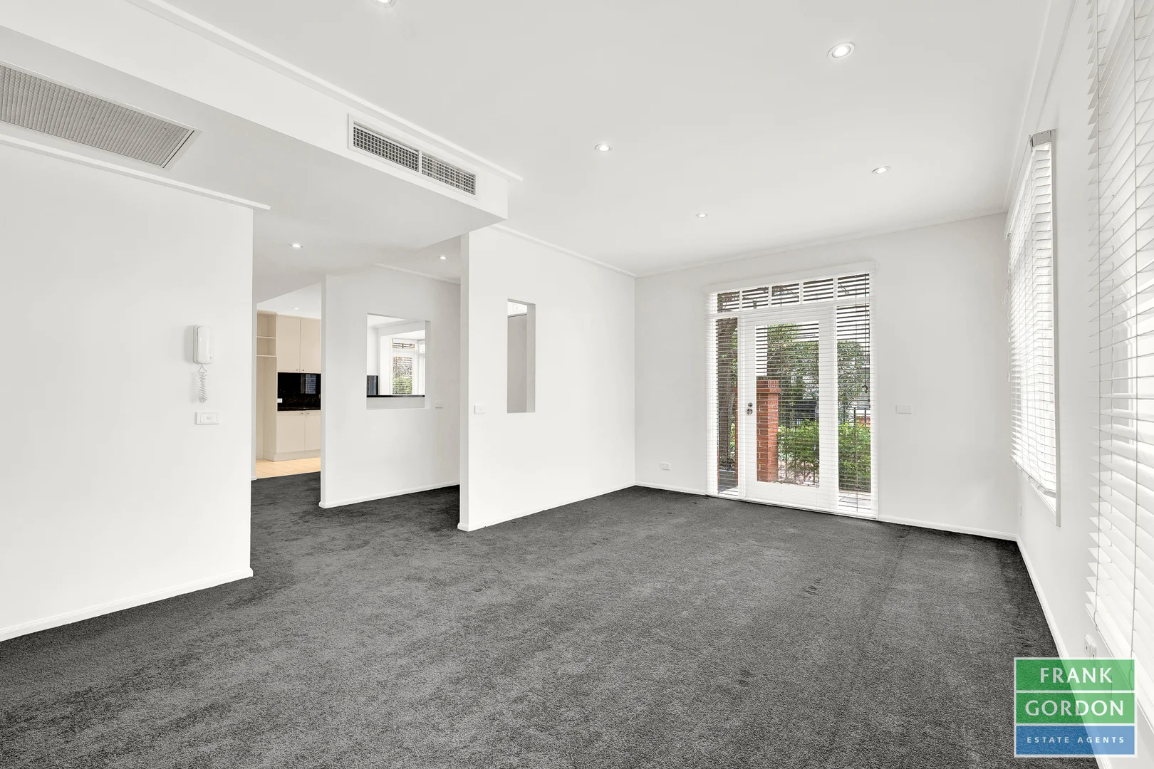 Additional image 4 of 112 Esplanade West, Port Melbourne VIC 3207