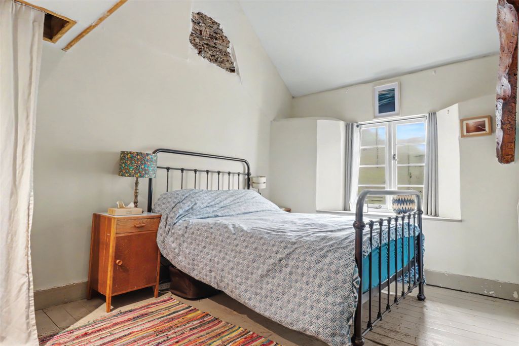 Additional image 11 of 3 bed end terrace house for saleEast Street, Braunton, Devon EX33