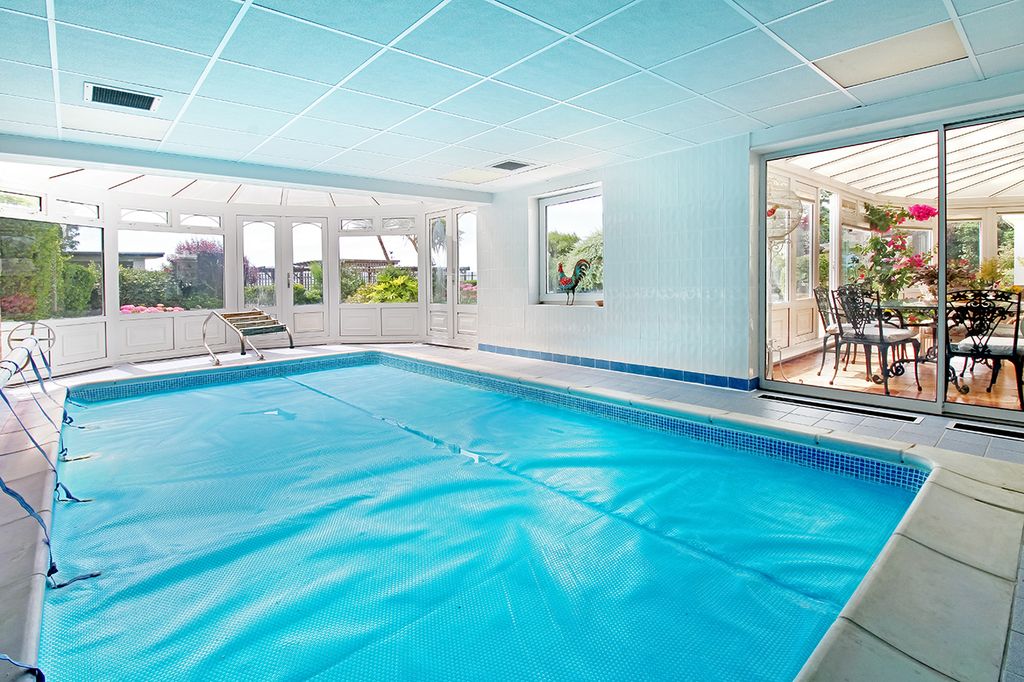 Additional image 11 of 4 bed detached house for saleThe Drive, Craigweil Private Estate, Aldwick, West Sussex PO21