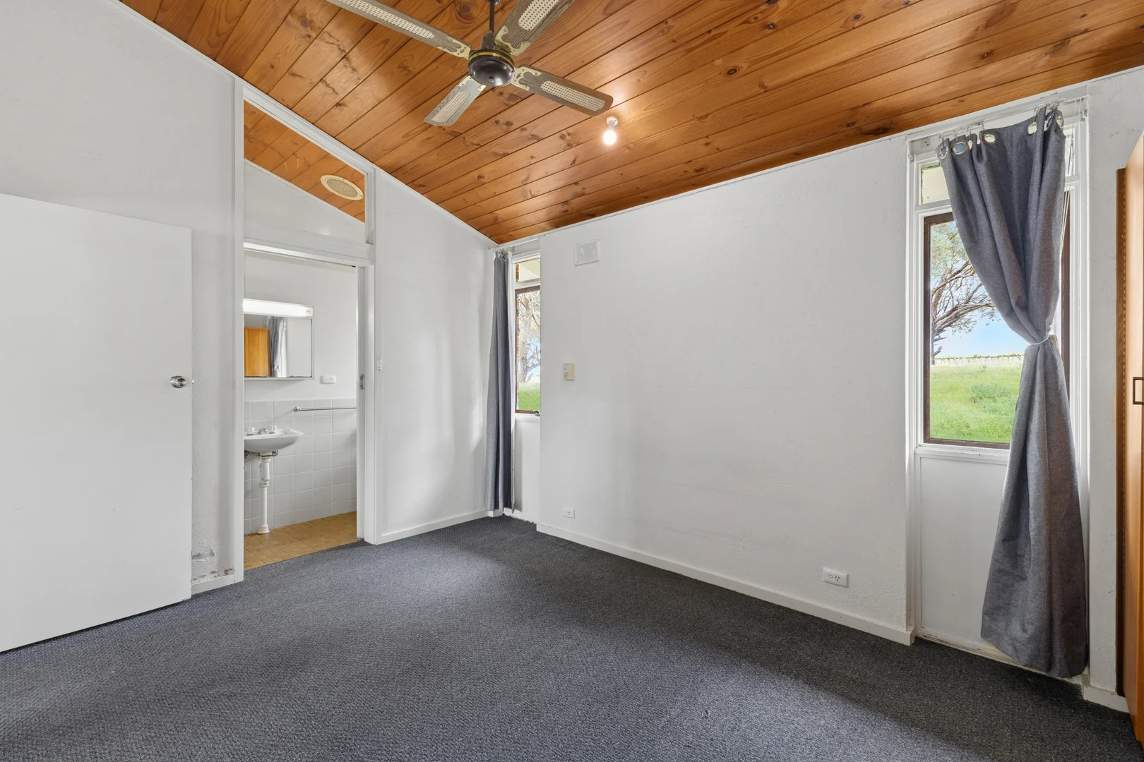 1009 Barossa Valley, Lyndoch SA 5351 photo 5