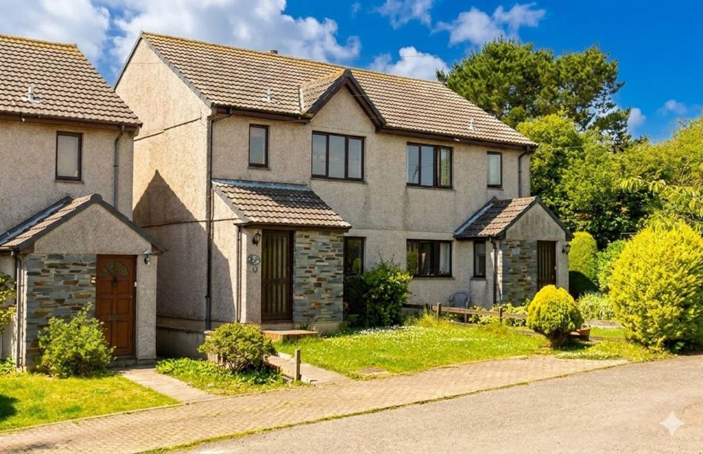 3 bed semi-detached house for saleTresparrett, Cornwall PL32