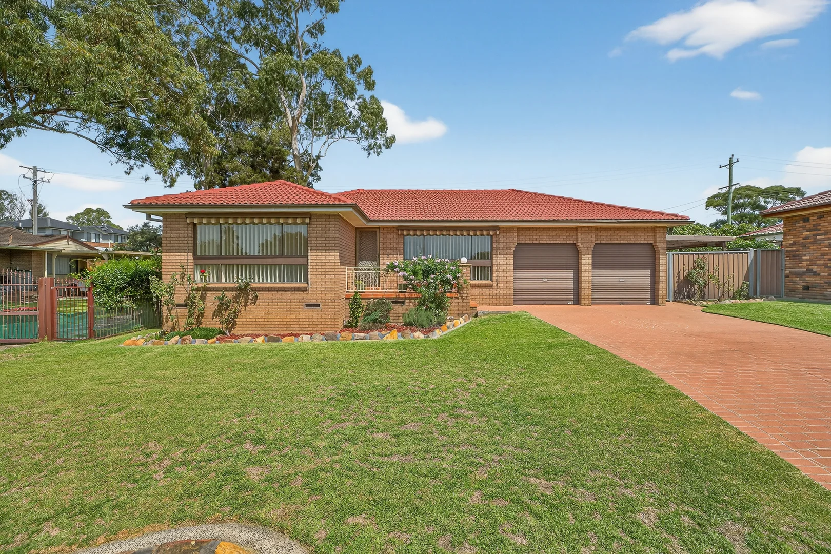 5 Swan Place, Ingleburn NSW 2565 photo 2