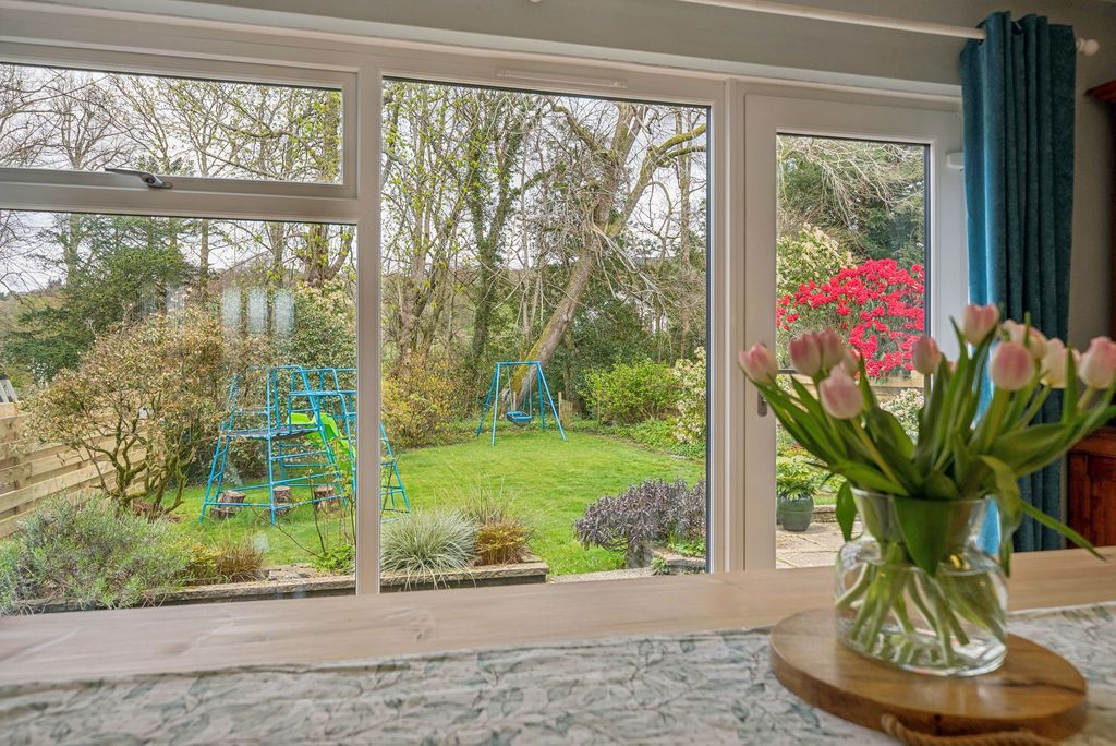 Additional image 10 of 4 bed detached house for sale29 Dalmore Crescent, Helensburgh G84
