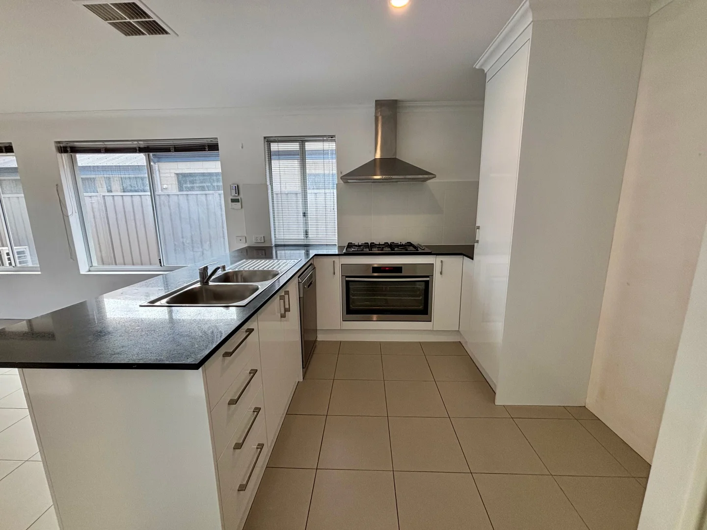 11 Ferding Way, Brabham WA 6055 photo 5