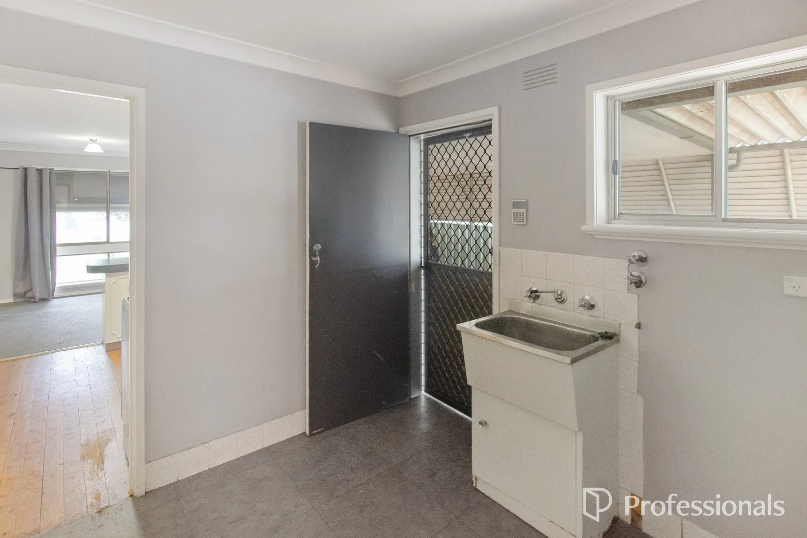 Additional image 9 of 284 Bourke Street, Tolland NSW 2650