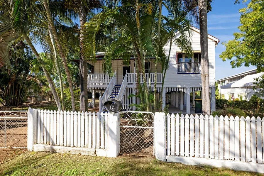 17 Bishop Street, Belgian Gardens QLD 4810