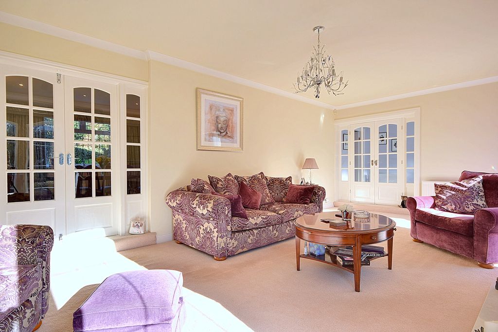 Additional image 3 of 4 bed detached bungalow for saleGlyrroen, Westgate, Clifton, Brighouse HD6