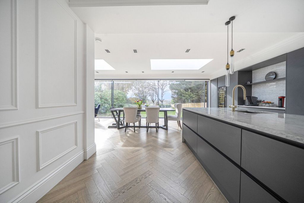 Additional image 9 of 5 bed detached house for saleBromley Common, Bromley BR2
