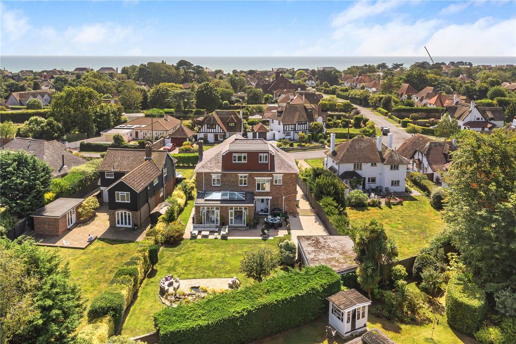 Additional image 5 of 6 bed detached house for saleSouth Walk, Middleton-On-Sea, West Sussex PO22
