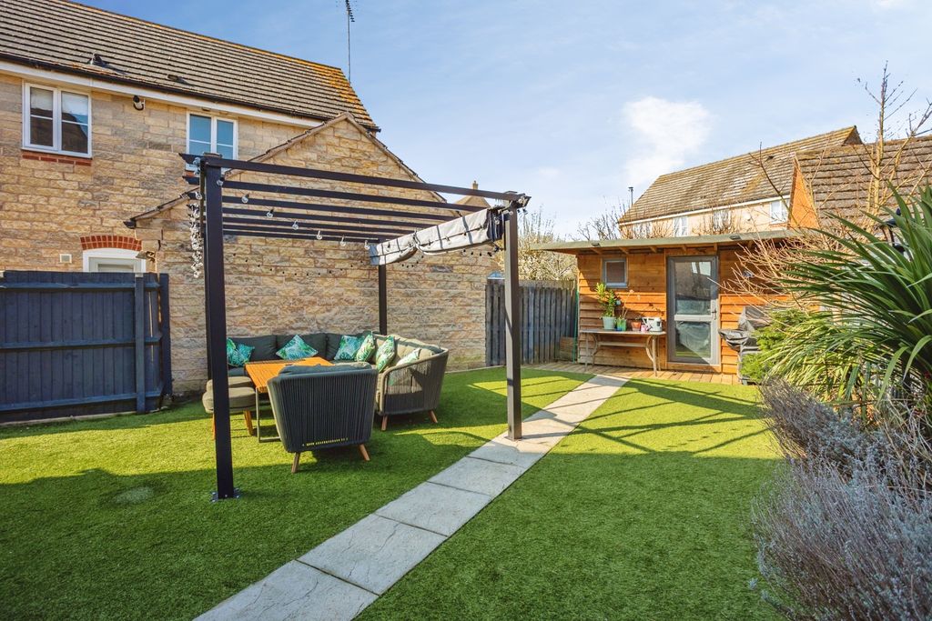 Additional image 29 of 4 bed detached house for saleColtsfoot Drive, Bourne PE10