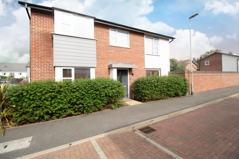 Autumn Way, Beeston NG9