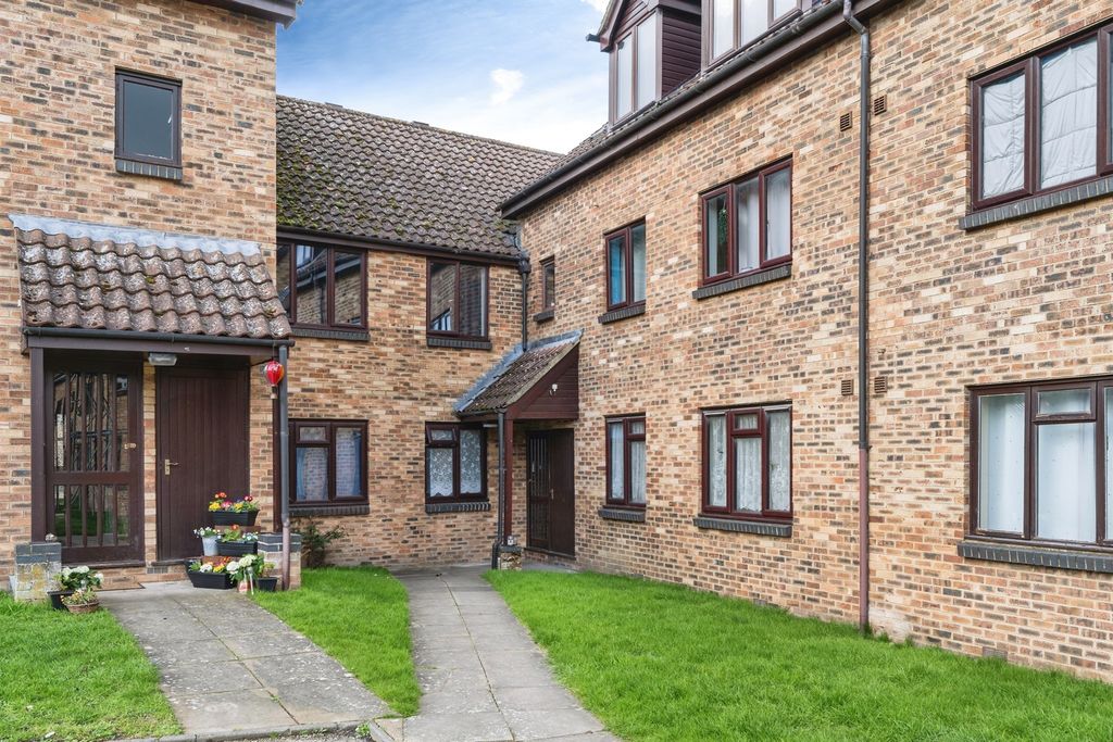 Additional image 11 of 2 bed flat for saleLeamon Court, Brandon IP27