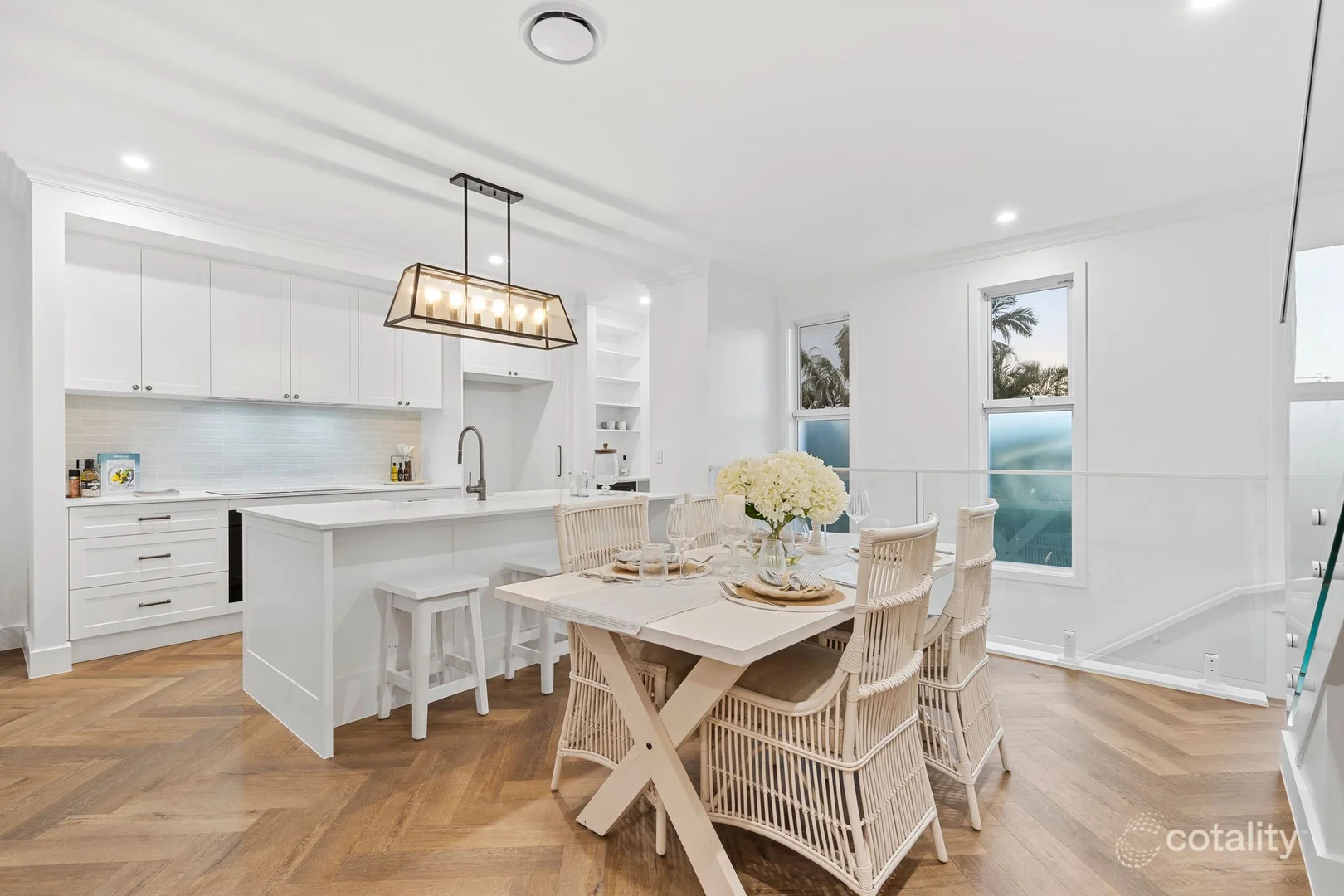 Additional image 5 of 4/14 Victor Avenue, Paradise Point QLD 4216