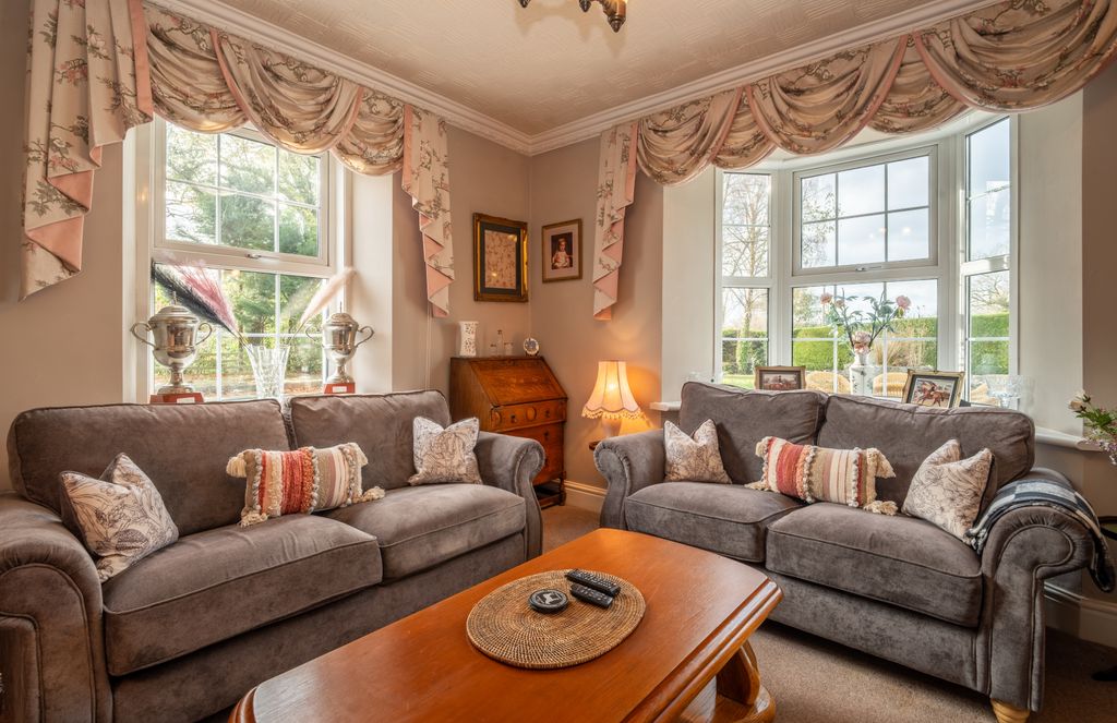 Additional image 5 of 5 bed detached house for saleCapel Bangor SY23