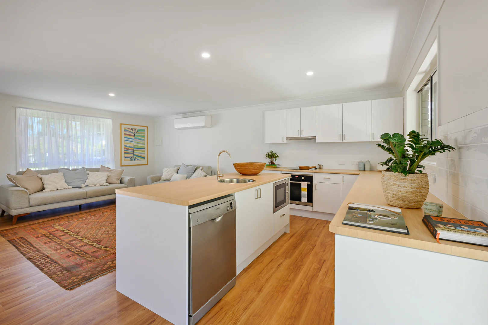 Additional image 9 of 2/51 Balemo Drive, Ocean Shores NSW 2483