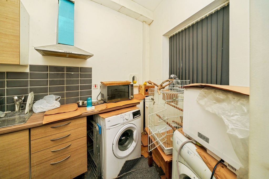 Additional image 32 of 4 bed semi-detached house for saleKnowsley Road, Bootle L20