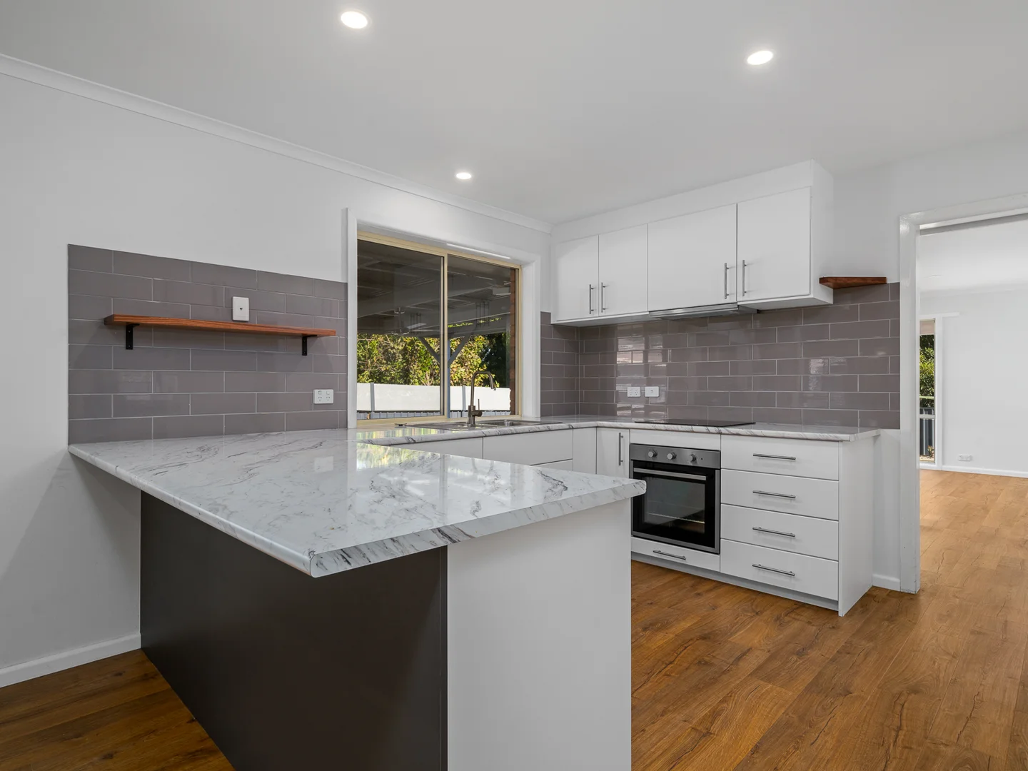Additional image 3 of 105 Southern View Drive, West Albury NSW 2640