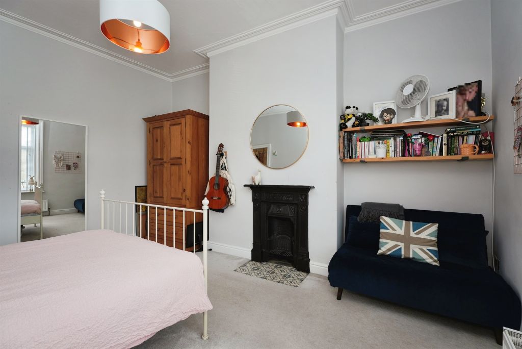 Additional image 20 of 4 bed end terrace house for saleBradford Road, Brighouse HD6
