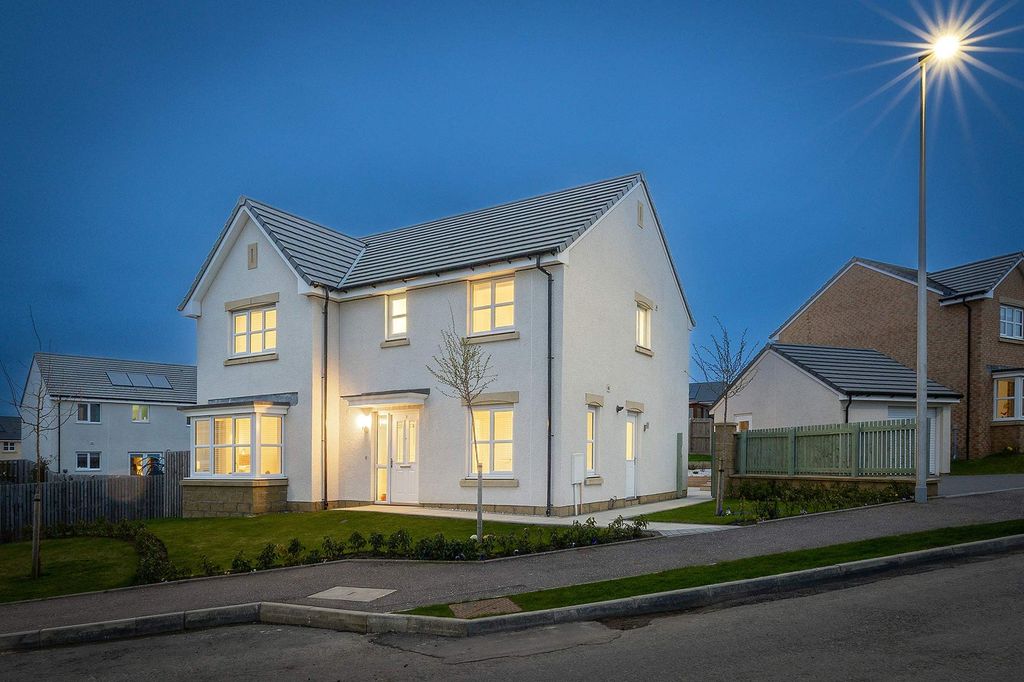 5 bed detached house for saleLourie Crescent, Bo'ness EH51