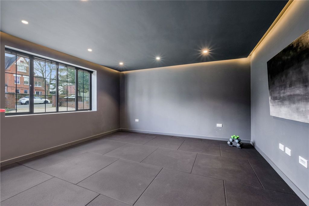Additional image 8 of 5 bed detached house for saleDurham Avenue, Bromley BR2