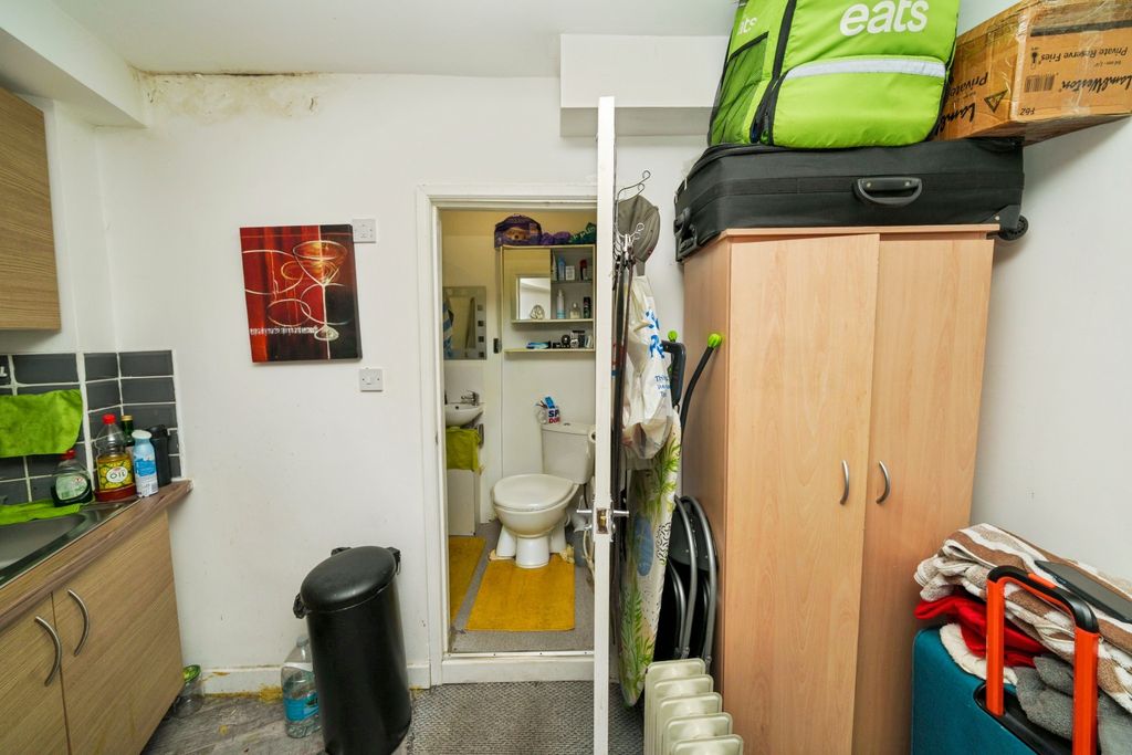 Additional image 26 of 4 bed semi-detached house for saleKnowsley Road, Bootle L20