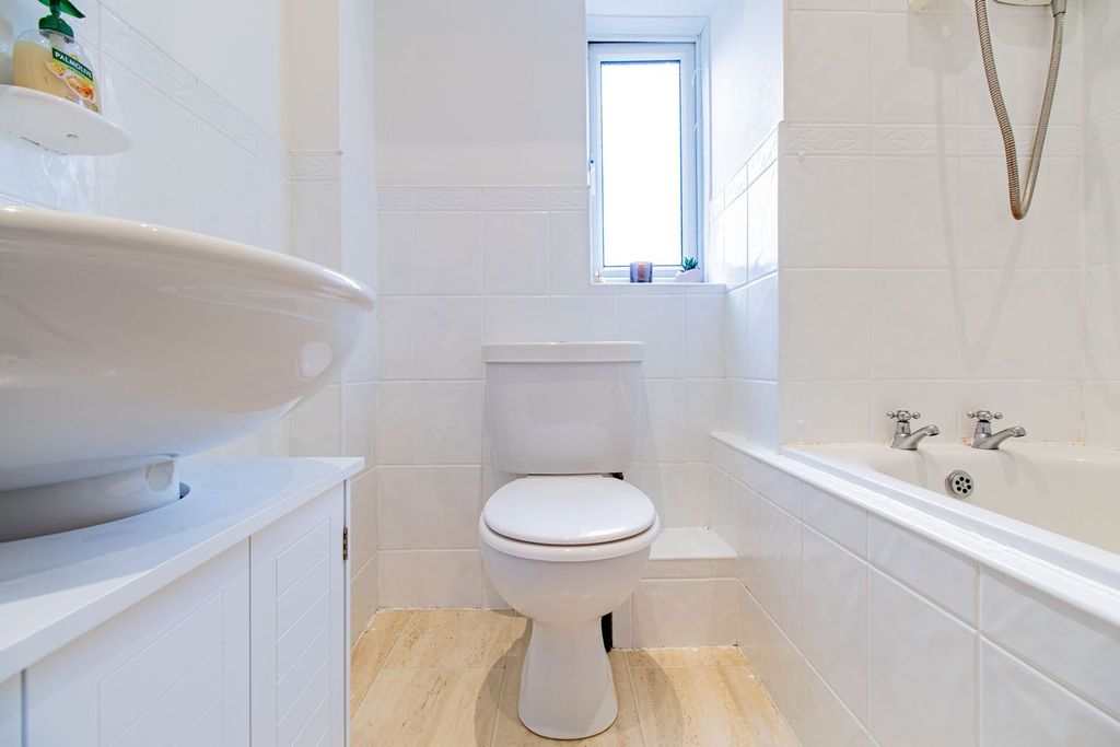 Additional image 11 of 2 bed flat for saleHartwood Road, West Calder EH55