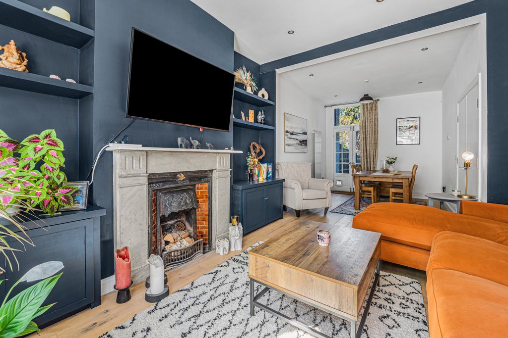 Additional image 2 of 4 bed terraced house for saleWhitestile Road, Brentford TW8
