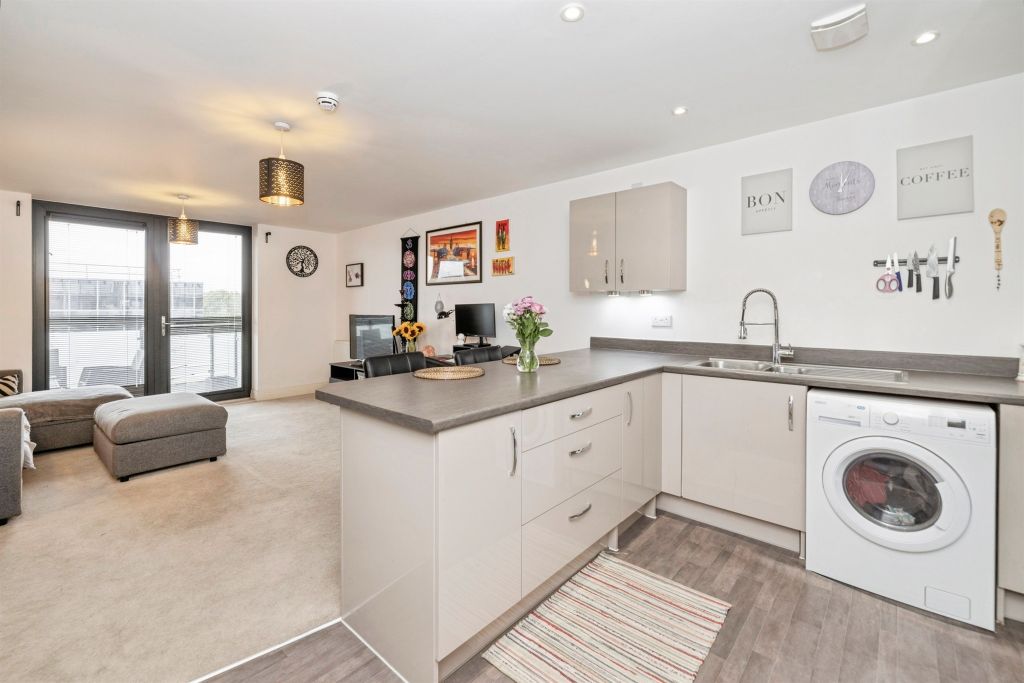 Additional image 10 of 2 bed flat for saleStudio Way, Borehamwood WD6