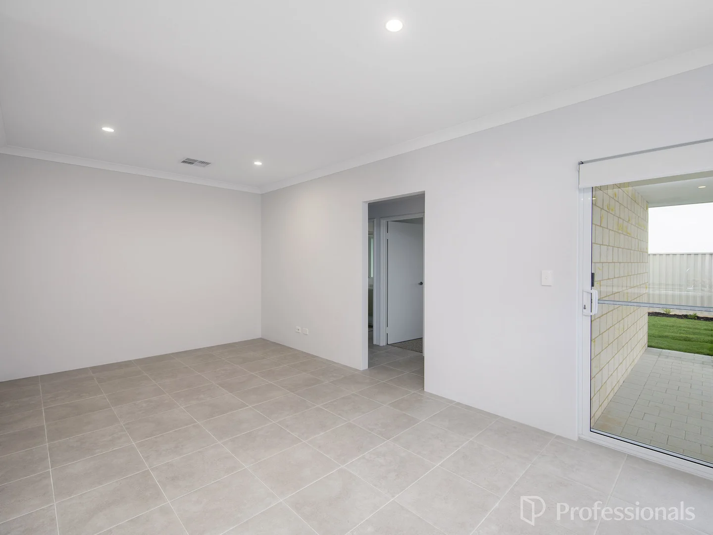 Additional image 10 of 3 Halifax Vista, Golden Bay WA 6174
