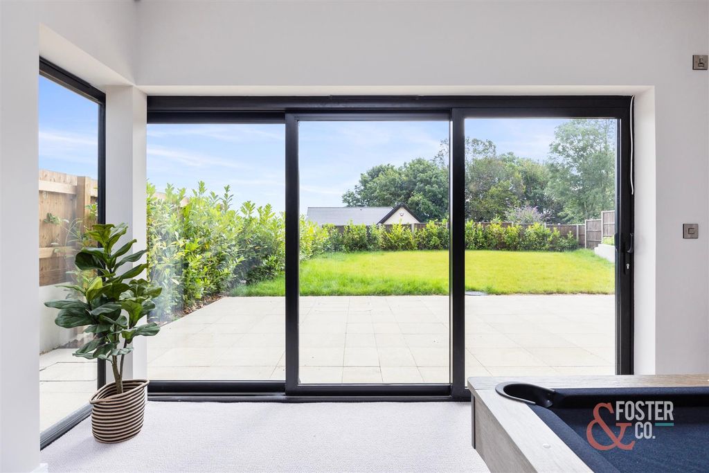Additional image 15 of 6 bed detached house for saleWithdean Road, Brighton BN1