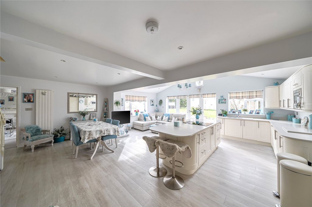 Additional image 4 of 5 bed detached house for saleWood Close, Wells, Somerset BA5