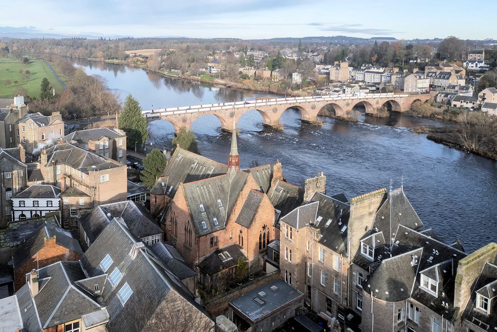 Additional image 3 of 2 bed flat for saleTay Street, Perth PH1
