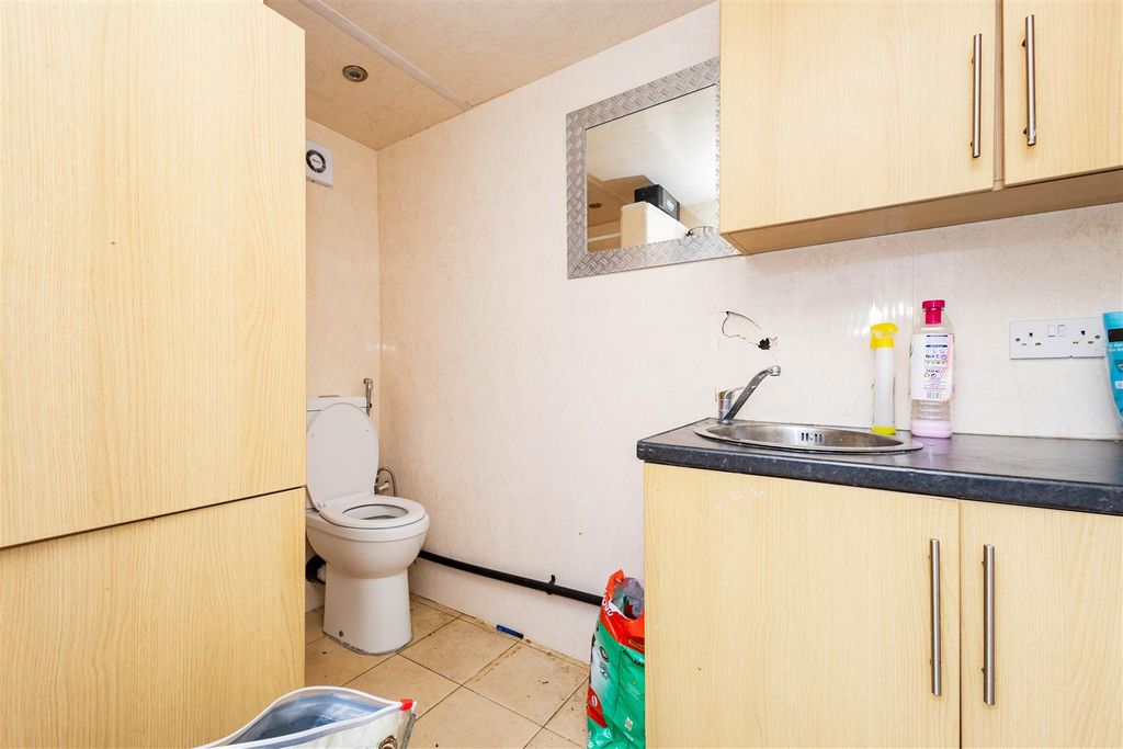 Additional image 31 of 3 bed detached house for saleVicarage Lane, Blackpool FY4