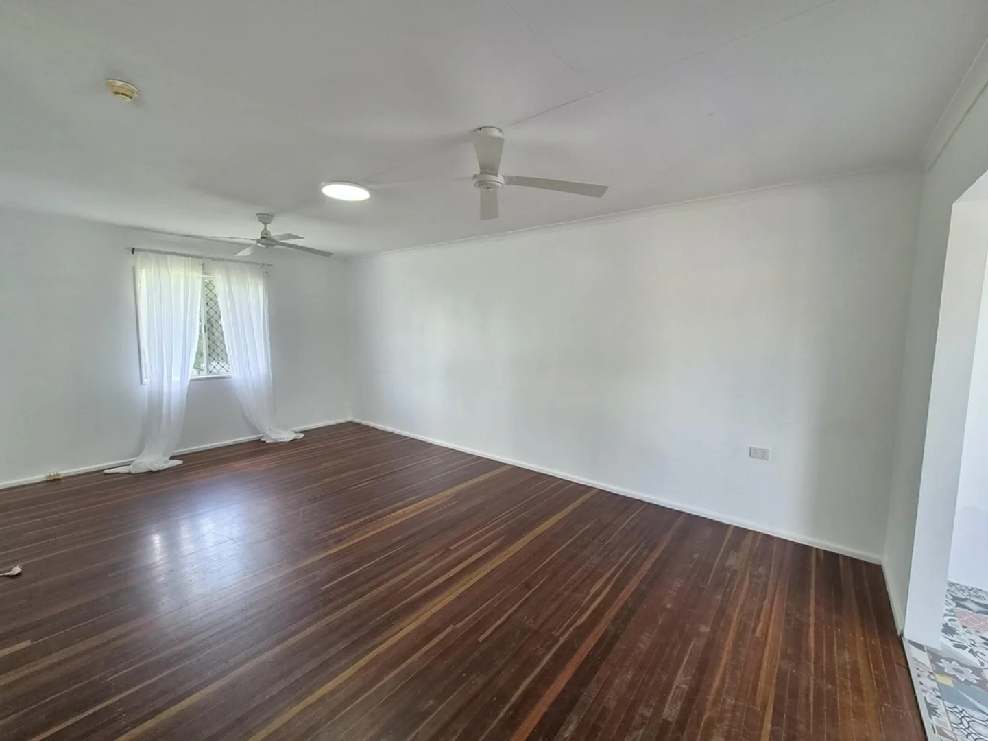 7 Mclauchlan Crescent, Kelso QLD 4815 photo 4