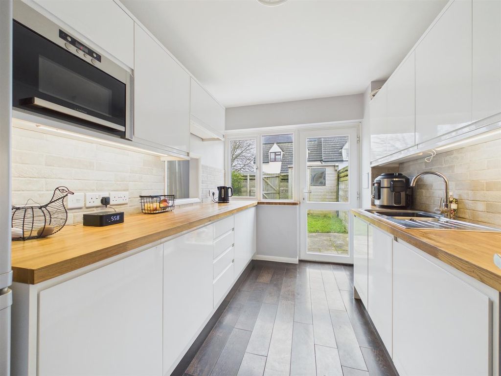Additional image 2 of 2 bed semi-detached house for saleWestmead Close, Braunton EX33