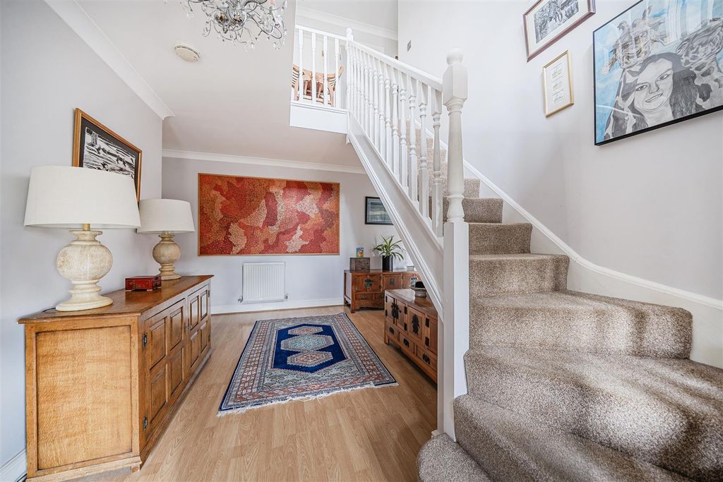 Additional image 12 of 5 bed detached house for saleNewmans Close, Broadstairs CT10