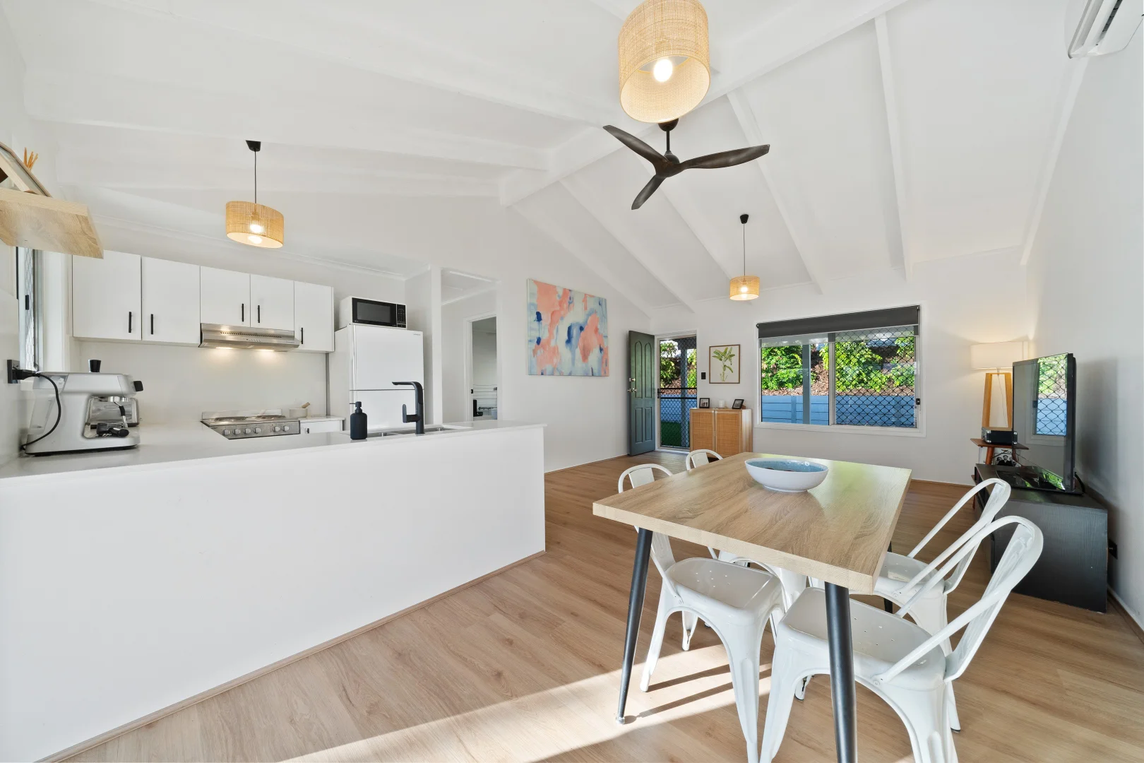 18 Amy Drive, Beenleigh QLD 4207 photo 5