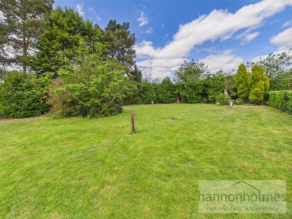 Additional image 4 of 6 bed semi-detached house for saleLadyshore Road, Little Lever, Bolton BL3