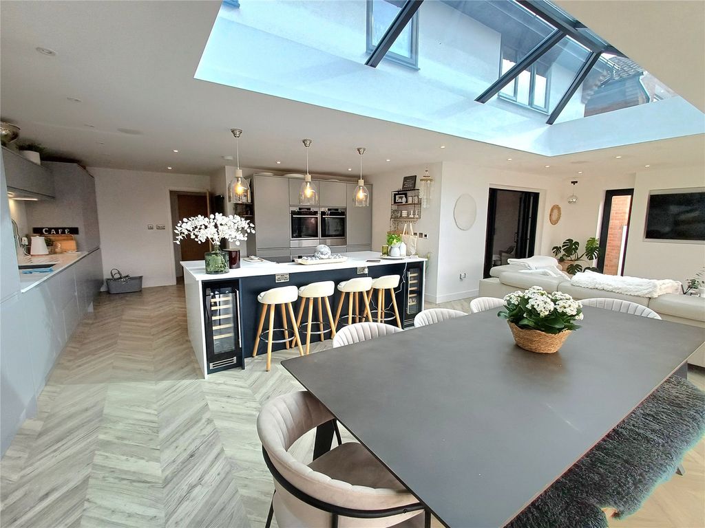 Additional image 4 of 4 bed detached house for saleLarch Close, Newton, Porthcawl CF36
