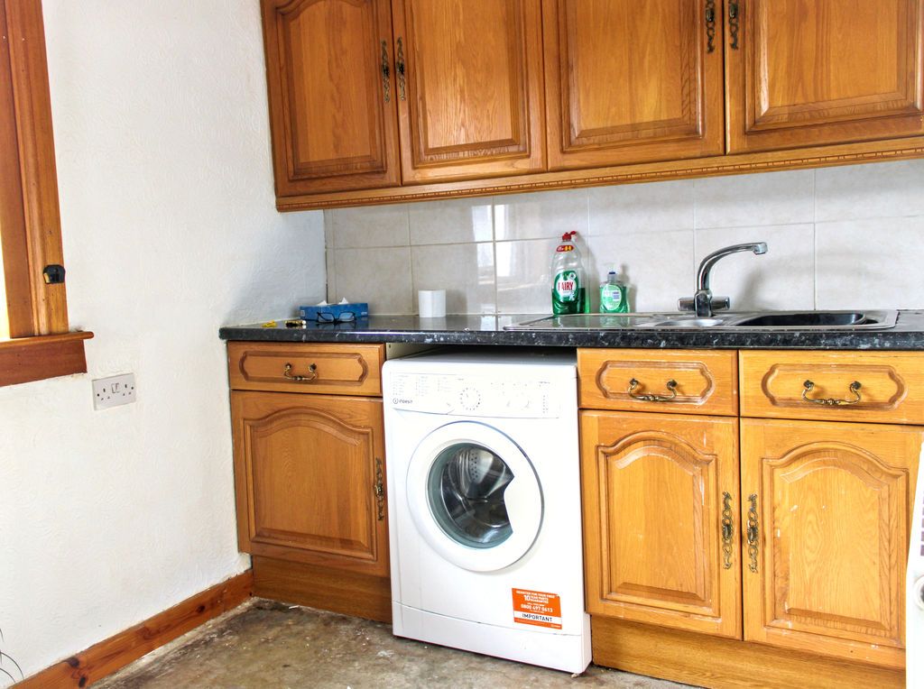 Additional image 4 of 2 bed flat for sale15 Alloa Road, Tullibody FK10
